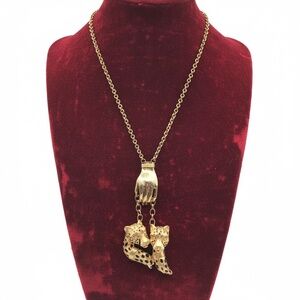 Vintage Gold Tone Leopard Pendant Necklace 22” Hand Holding Twin Leopard Heads